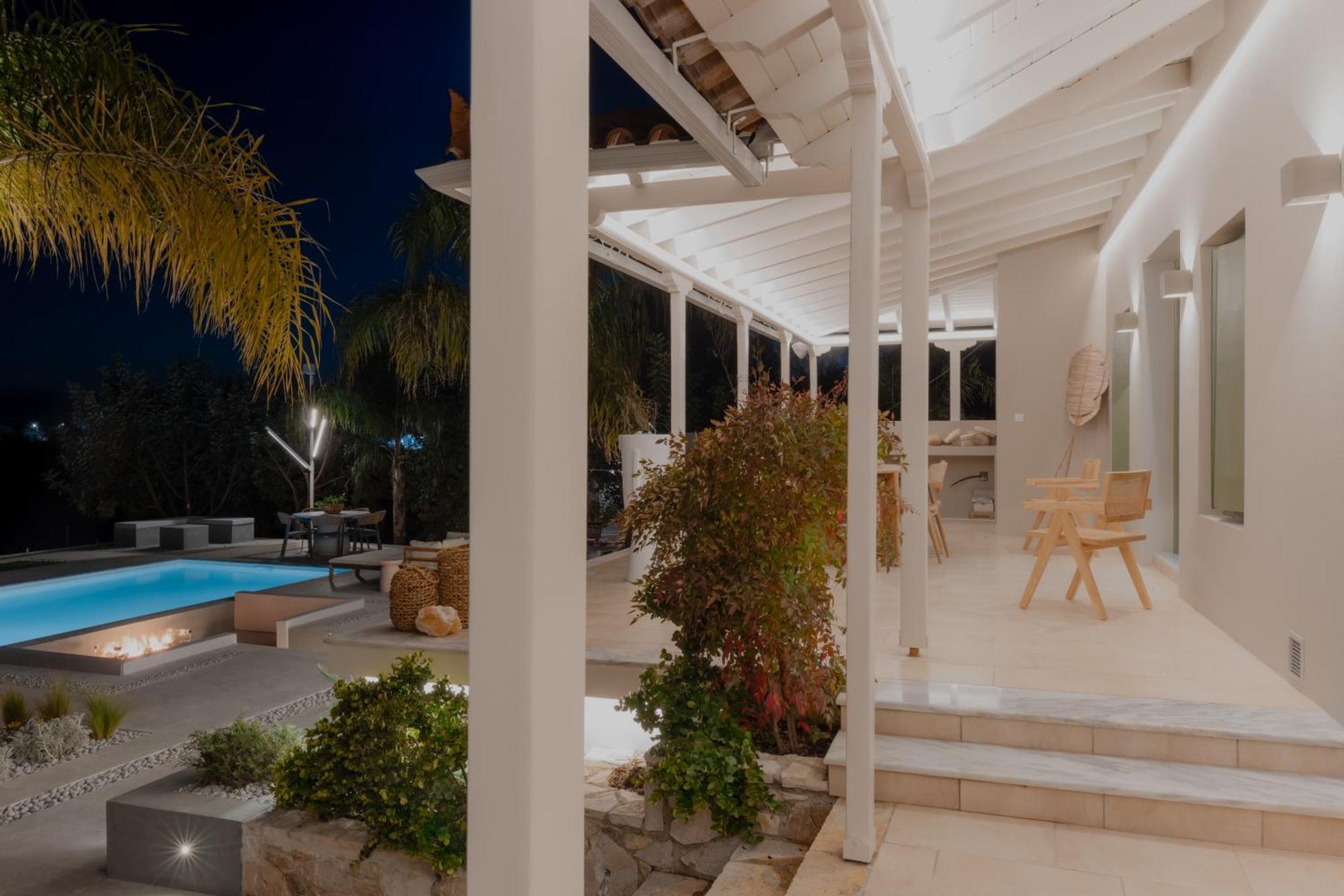 Nafplio Blue Topaz Poolside Villa المظهر الخارجي الصورة